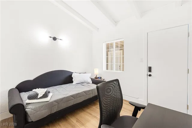 $3,000 | 1916 Howard Avenue, Las Vegas, NV 89104