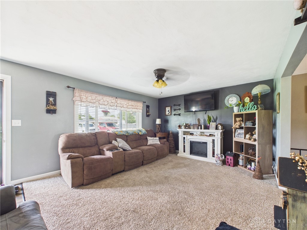 5587 Requarth Road Greenville, OH 45331 - Photo 4 of 42 Gallery Image 4