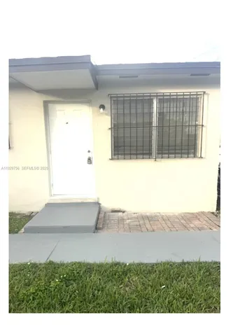 a view front of house with yard