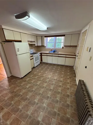 $1,800 | 560 State Rte 44 55, Unit D, Highland, NY 12528