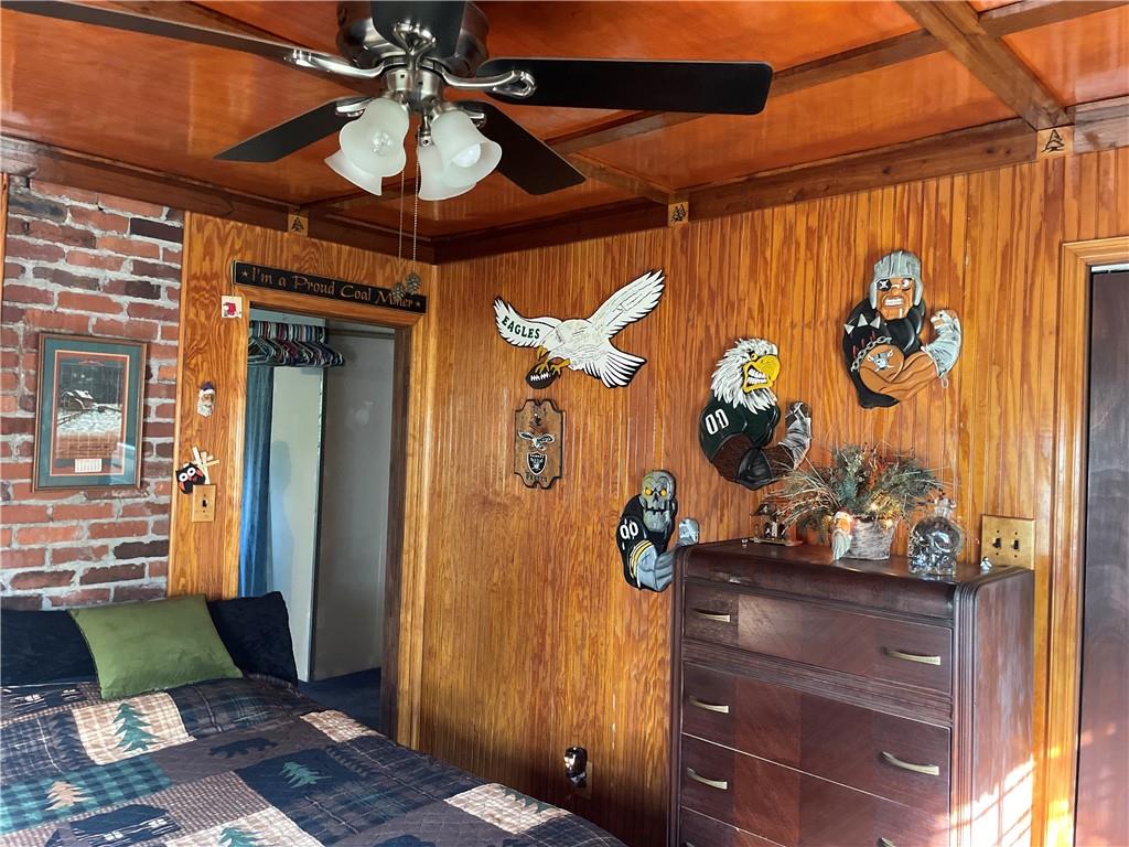 237 Fox Stop Road Charleroi, PA 15022 - Photo 17 of 44 Gallery Image 17