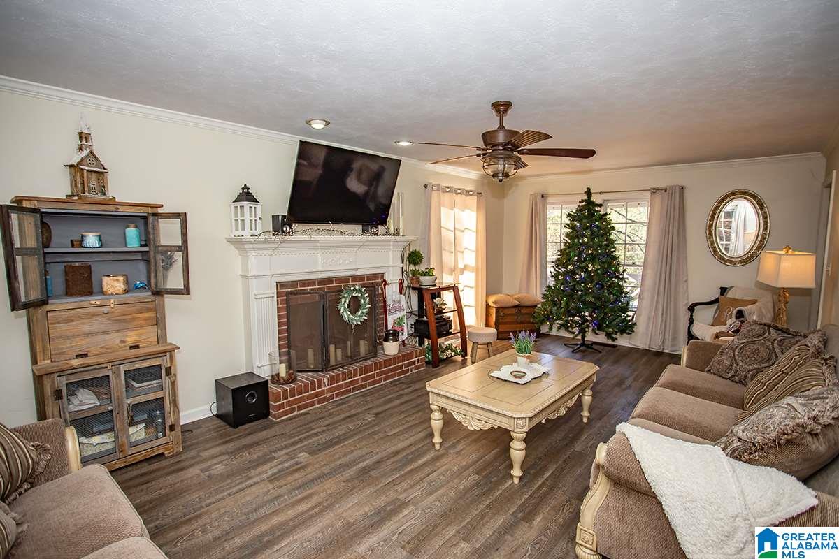 1040 Independence Court Alabaster, AL 35007 - Photo 12 of 39