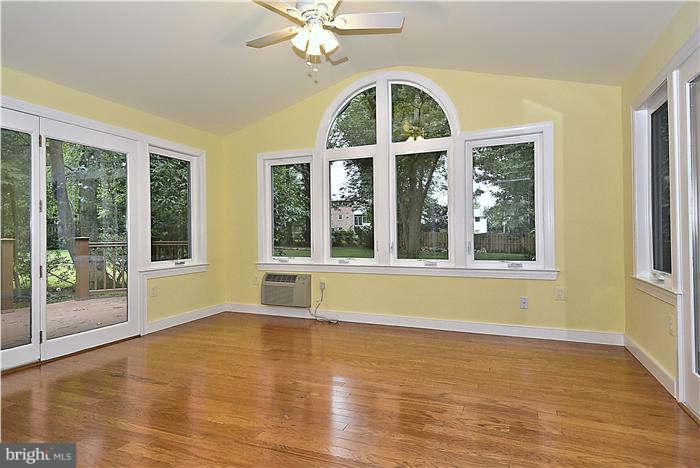 430 Old Courthouse Road Northeast Vienna, VA 22180 - Photo 22 of 29 Interior (General)