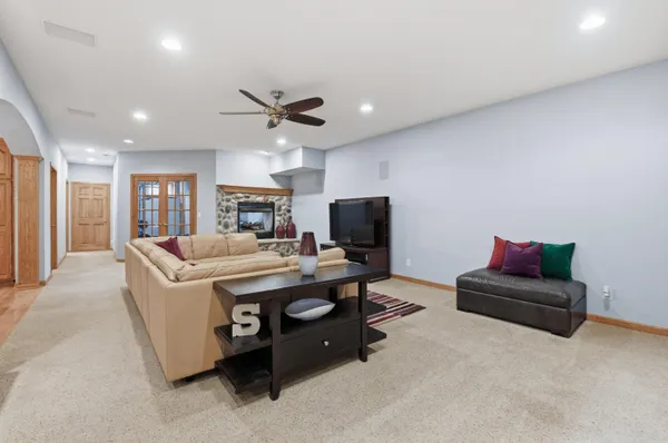 $1,250,000 | N42W33420 Glen View Court, Nashotah, WI 53058