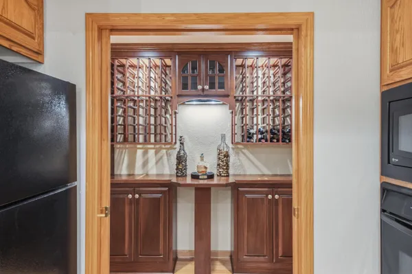$1,250,000 | N42W33420 Glen View Court, Nashotah, WI 53058