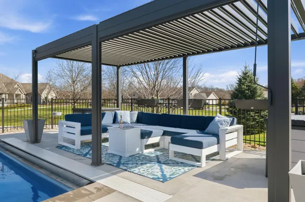 $1,250,000 | N42W33420 Glen View Court, Nashotah, WI 53058