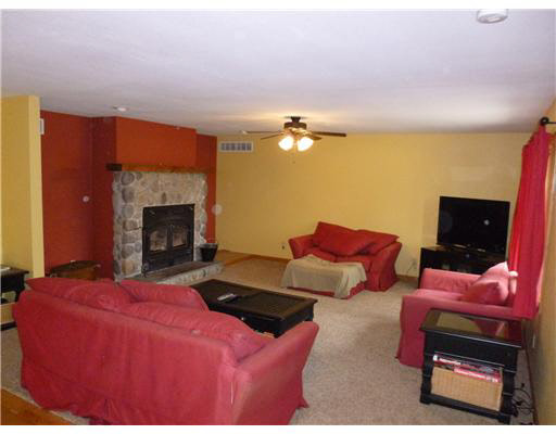 63700 Thorn Road North Liberty, IN 46554 - Photo 3 of 24 Gallery Image 3