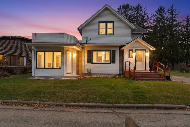 $184,900 | 111 Elm Street, Whitelaw, WI 54247