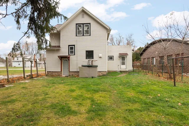 $184,900 | 111 Elm Street, Whitelaw, WI 54247