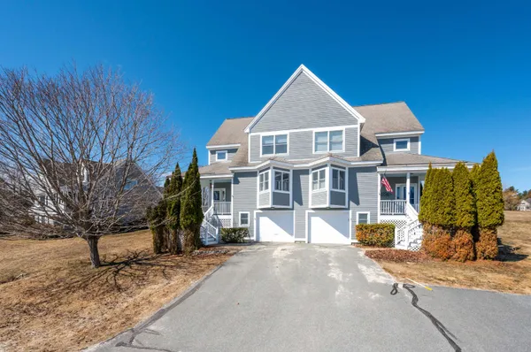 $465,000 | 6 General Court, Unit 6, Grantham, NH 03753