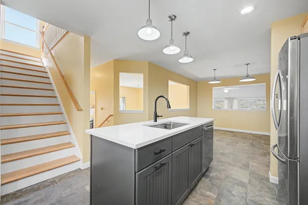 $465,000 | 6 General Court, Unit 6, Grantham, NH 03753