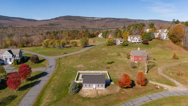 $465,000 | 6 General Court, Unit 6, Grantham, NH 03753