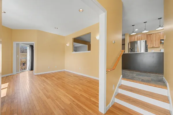 $465,000 | 6 General Court, Unit 6, Grantham, NH 03753