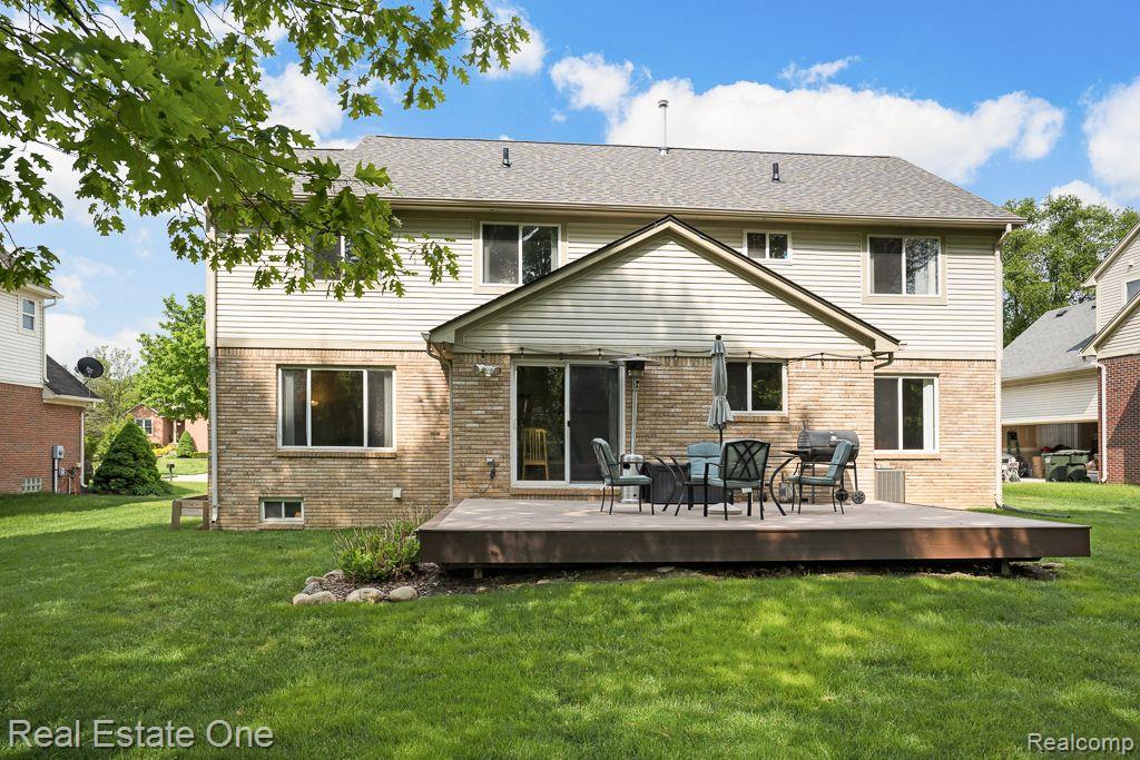 2817 Long Meadow Lane Rochester Hills, MI 48307 - Photo 37 of 57