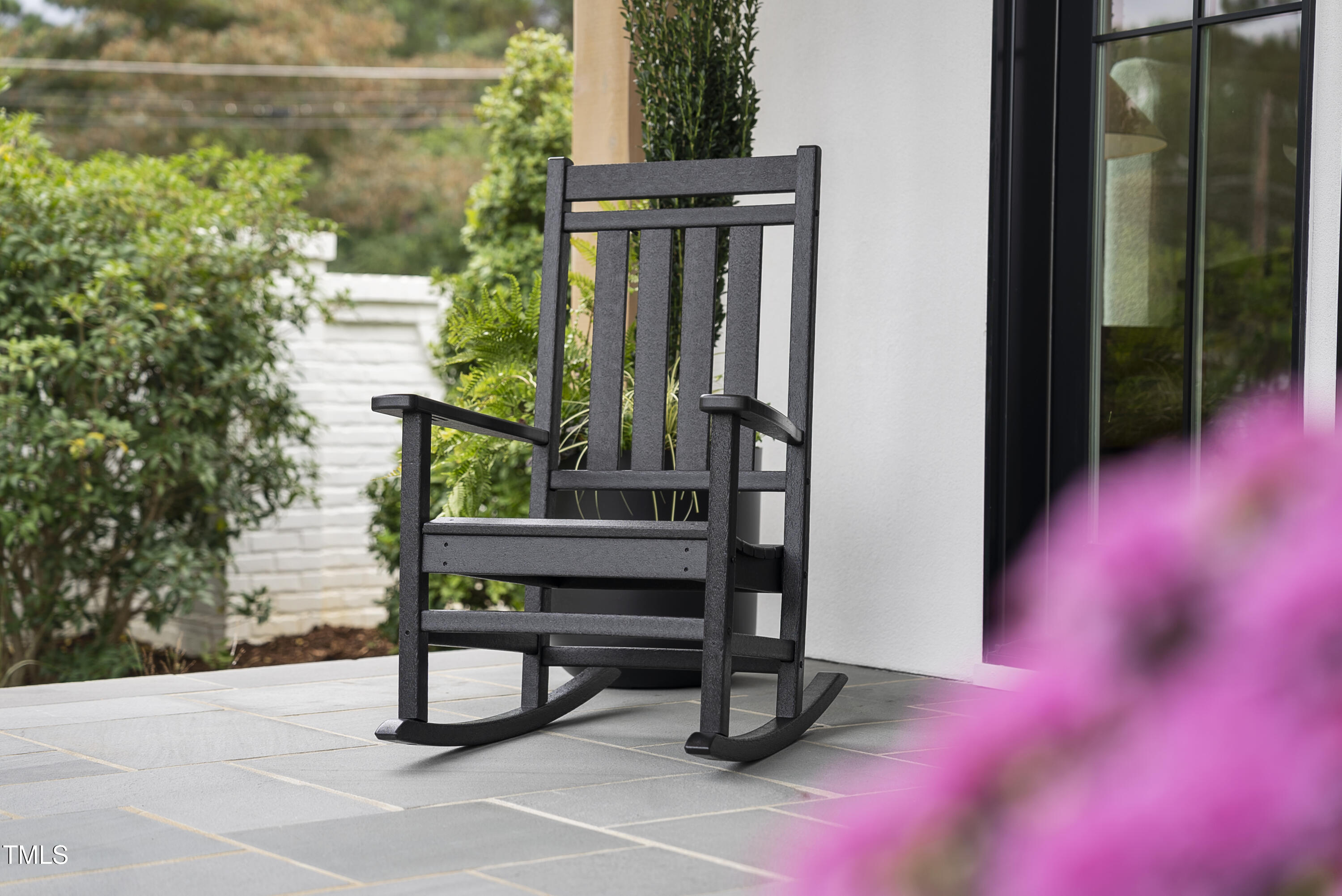 3300 Founding Place Raleigh, NC 27612 - Photo 92 of 100 a view of a bench in the terrace