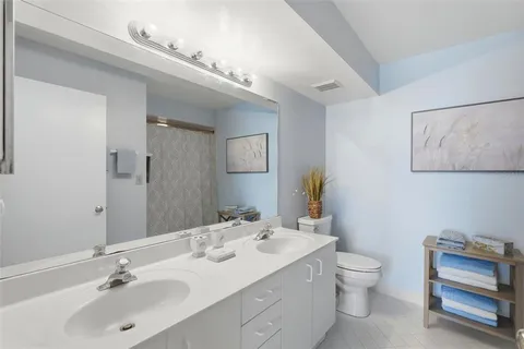 $520,000 | 6021 Bahia Del Mar Circle, Unit 137, St. Petersburg, FL 33715