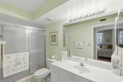 $520,000 | 6021 Bahia Del Mar Circle, Unit 137, St. Petersburg, FL 33715