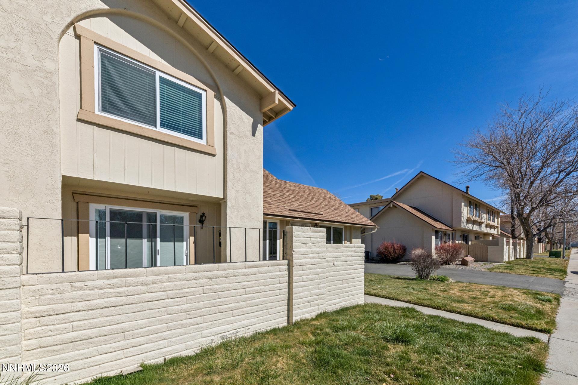 14 Condor Circle Carson City, NV 89701 - Photo 2 of 24 a02