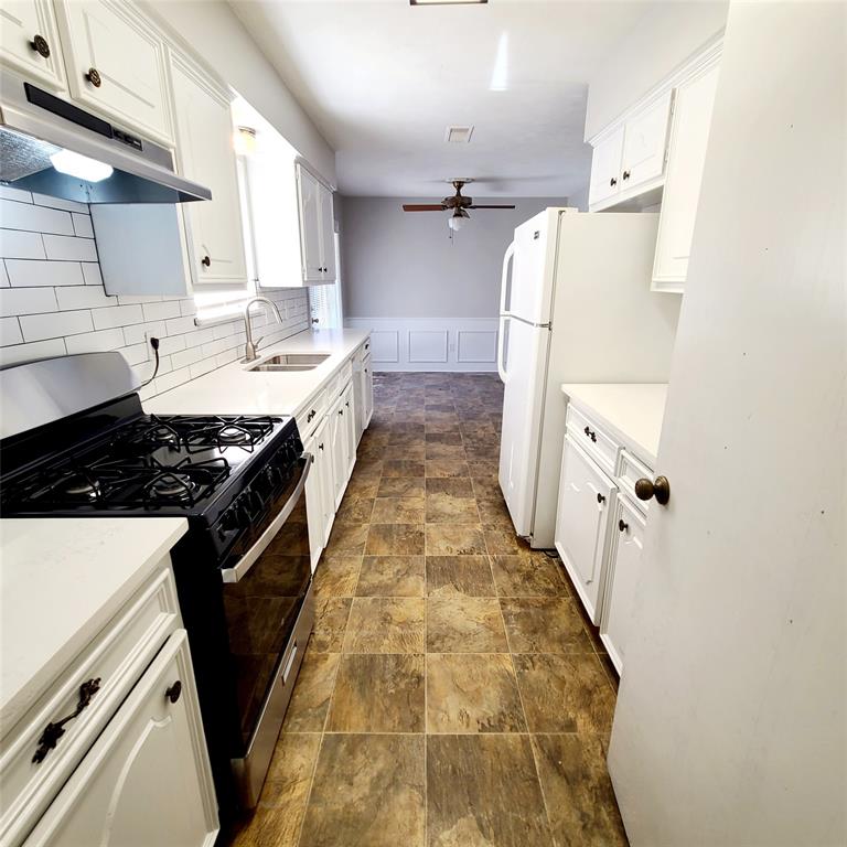 11352 Quail Run Street Dallas, TX 75238 - Photo 12 of 27