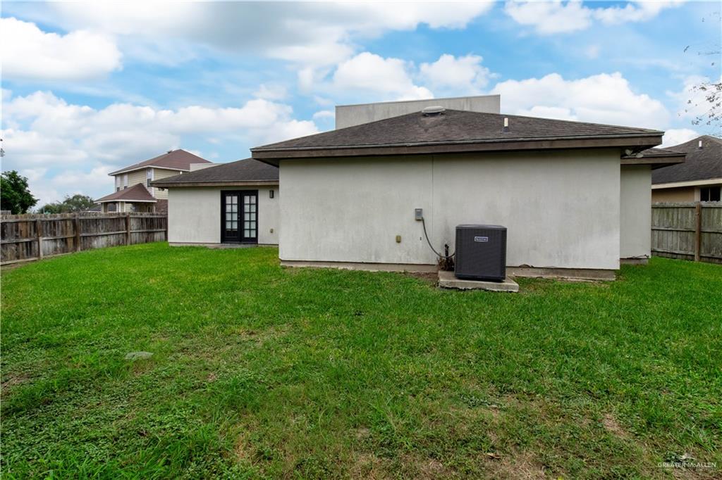 8907 North 36th Lane McAllen, TX 78504 - Photo 16 of 16 a view of a backyard with a garden and plants