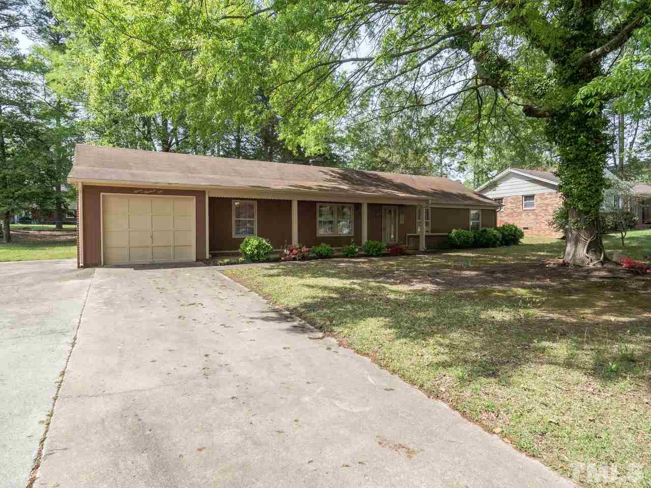 1504 Kennon Road Garner, NC 27529 - Photo 1 of 25 Gallery Image 1