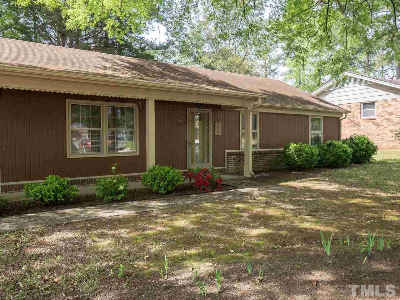 1504 Kennon Road Garner, NC 27529 - Photo 4 of 25 Gallery Image 4
