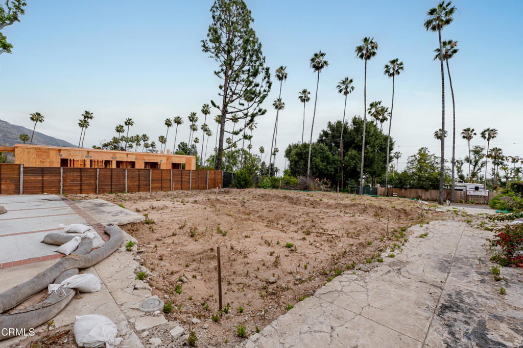 1685 Braeburn Road Altadena, CA 91001 - Photo 4 of 25 1685 Braeburn Rd