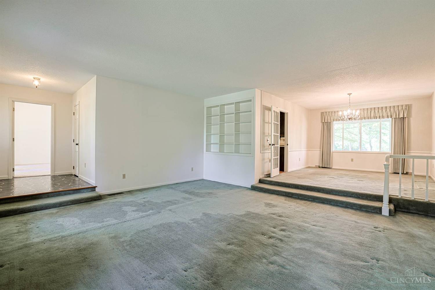 4681 Rose Marie Road Franklin, OH 45005 - Photo 8 of 38