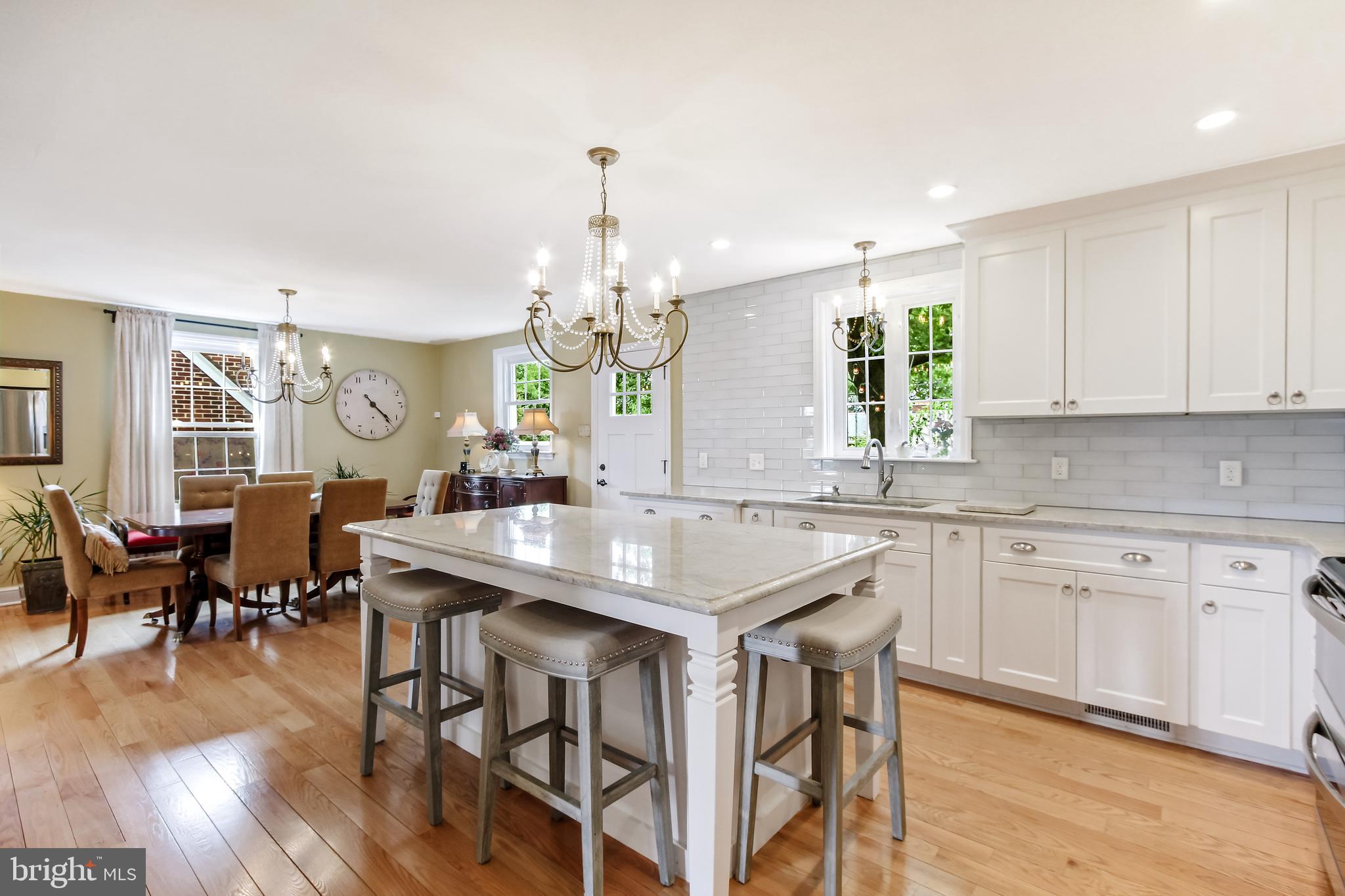 946 Grandview Road York, PA 17403 - Photo 10 of 29 Gallery Image 10