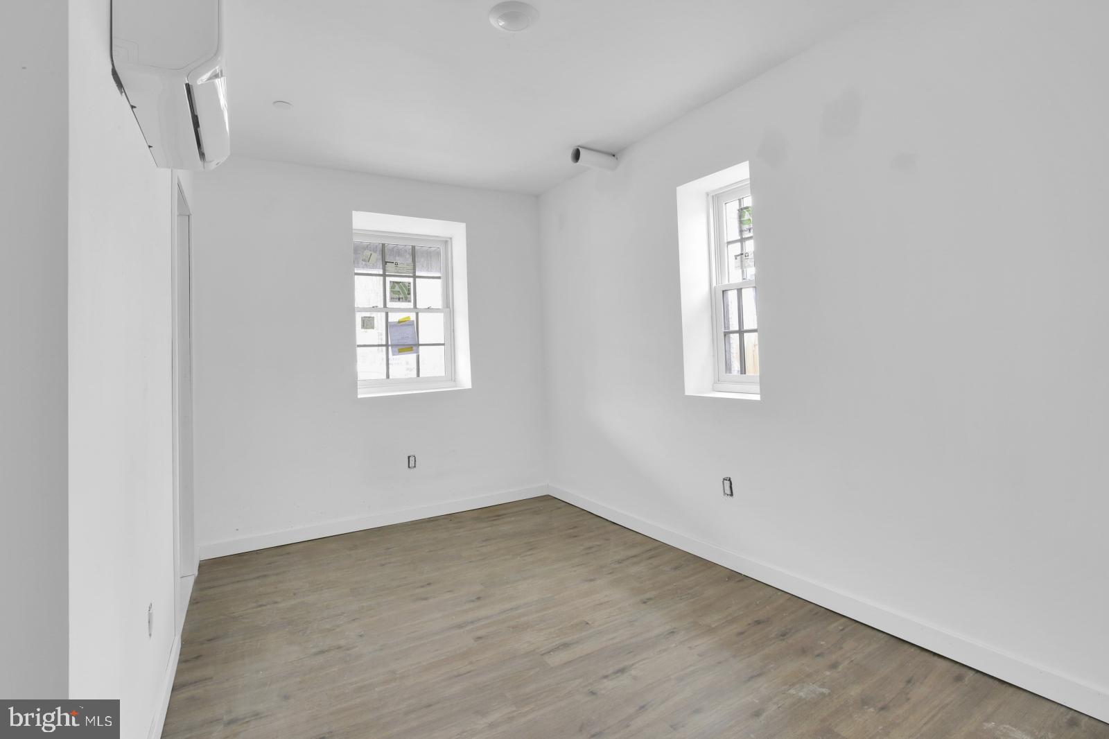 7037 Ridge Avenue, Unit 1B Philadelphia, PA 19128 - Photo 6 of 10