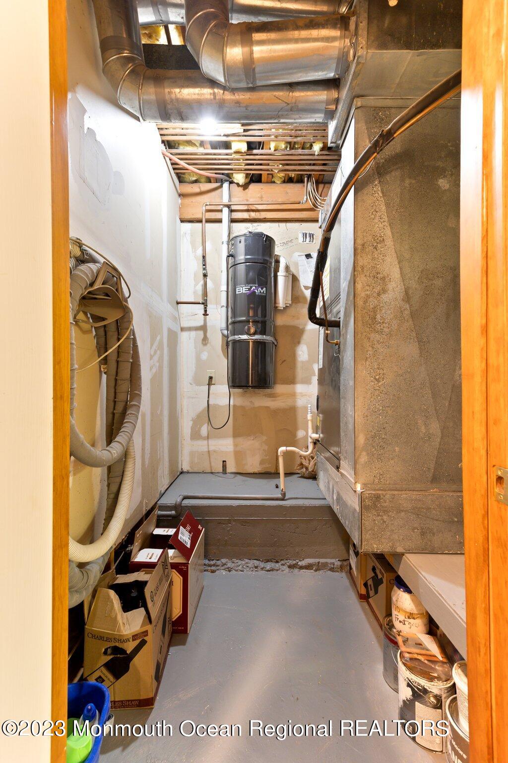 1841 Celeste Drive Wall, NJ 07719 - Photo 63 of 107 40-web-or-mls-8V7A2736