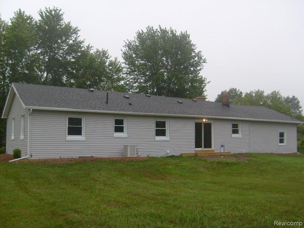 2745 Carpenter Road Lapeer, MI 48446 - Photo 5 of 6 Back