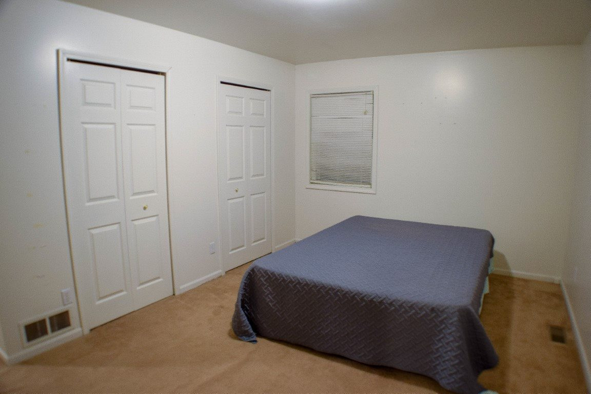 664 Robinson Road Jackson, MI 49203 - Photo 8 of 23 Photo 8