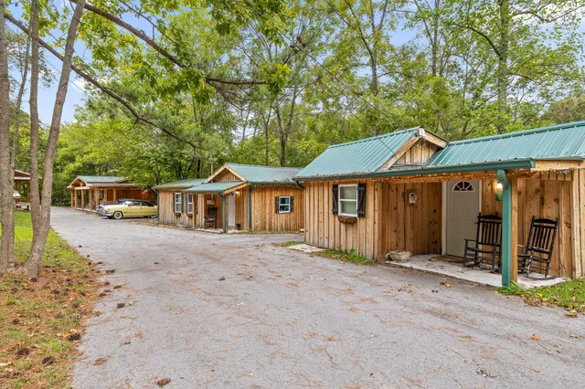 $629,900 | 9112 Highway 41, Ringgold, GA 30736