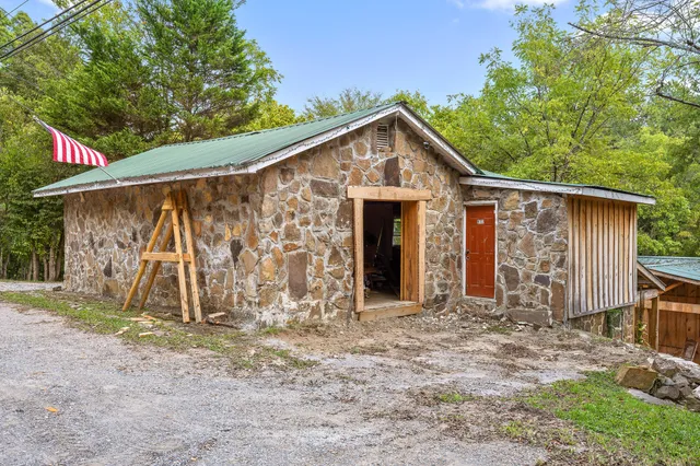 $629,900 | 9112 Highway 41, Ringgold, GA 30736