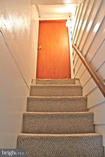 6722 Queens Road Alexandria, VA 22306 - Photo 13 of 28 Interior (General)