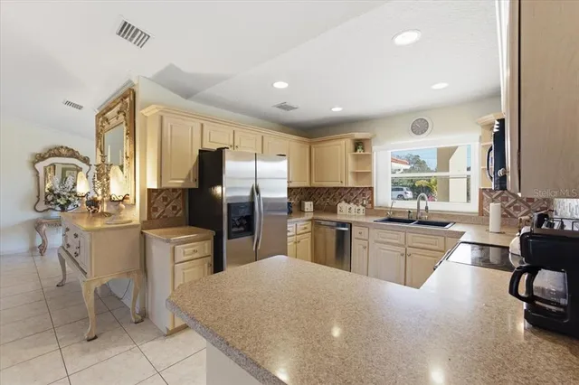 $724,875 | 1 Coral Reef Court North, Palm Coast, FL 32137