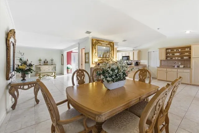 $724,875 | 1 Coral Reef Court North, Palm Coast, FL 32137