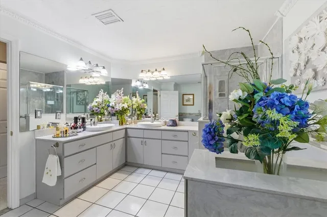 $724,875 | 1 Coral Reef Court North, Palm Coast, FL 32137