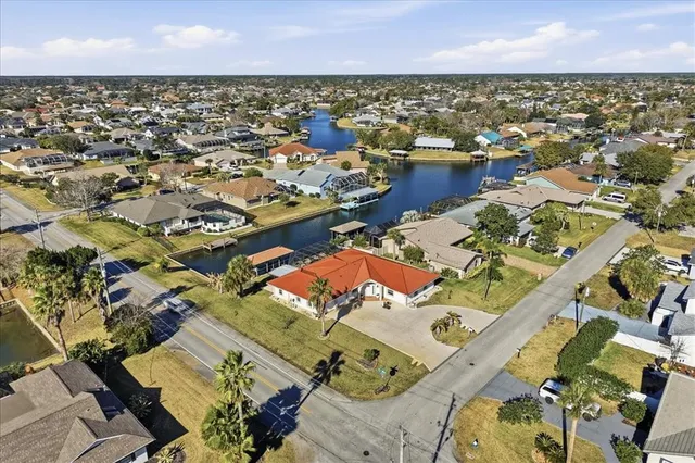 $724,875 | 1 Coral Reef Court North, Palm Coast, FL 32137