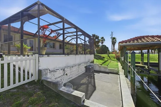 $724,875 | 1 Coral Reef Court North, Palm Coast, FL 32137