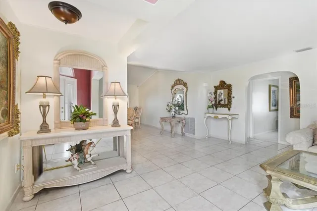 $724,875 | 1 Coral Reef Court North, Palm Coast, FL 32137