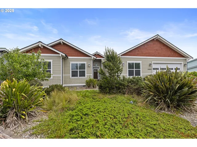 $599,900 | 1400 Holloway Mews, Coos Bay, OR 97420