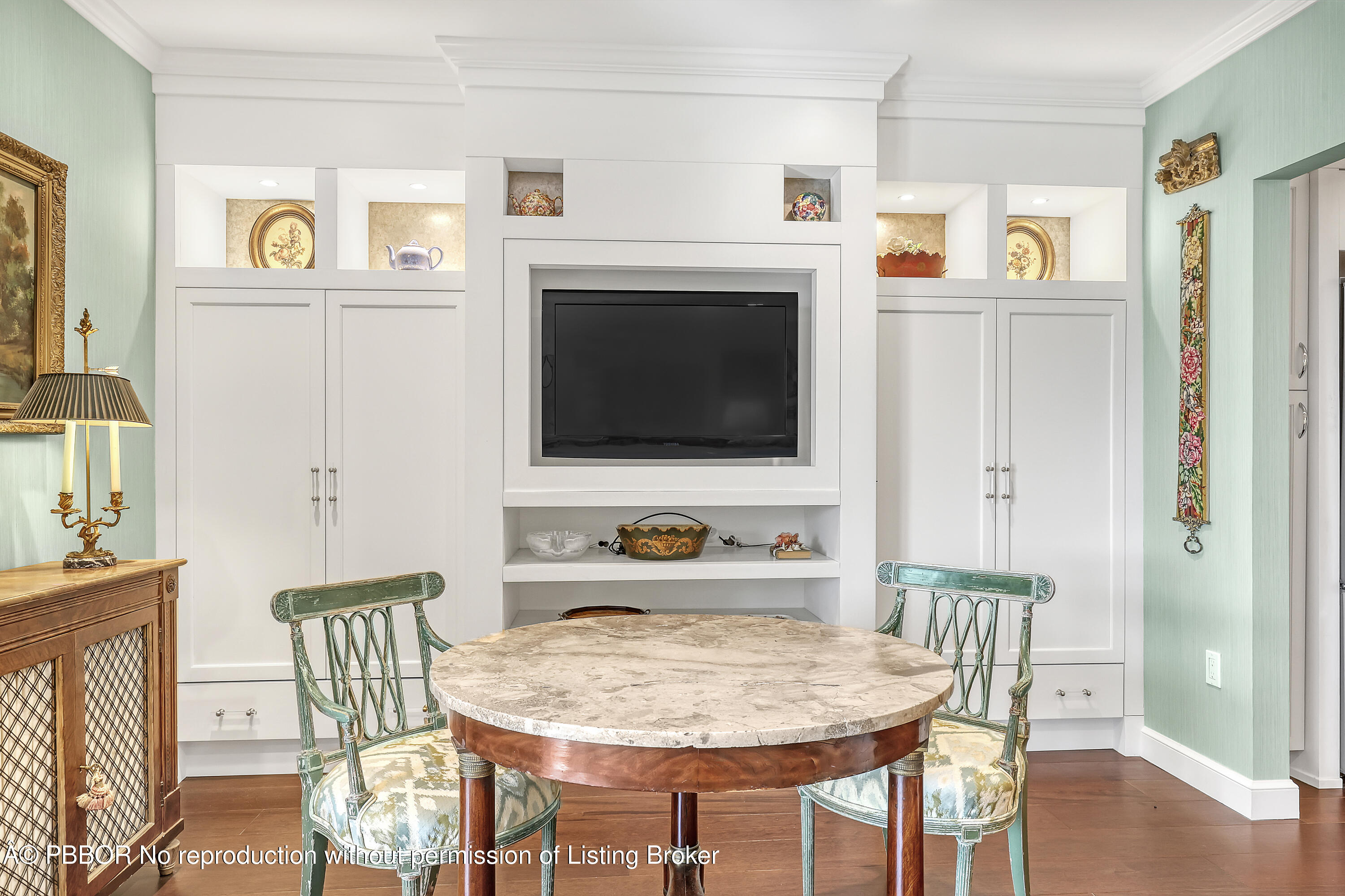 44 Cocoanut Row, Unit 302B Palm Beach, FL 33480 - Photo 8 of 25 Dining Area