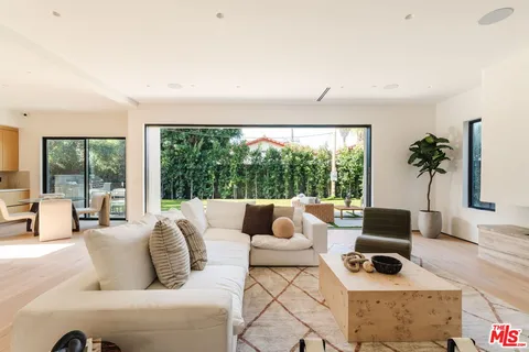 $4,195,000 | 1611 South Bedford Street, Los Angeles, CA 90035