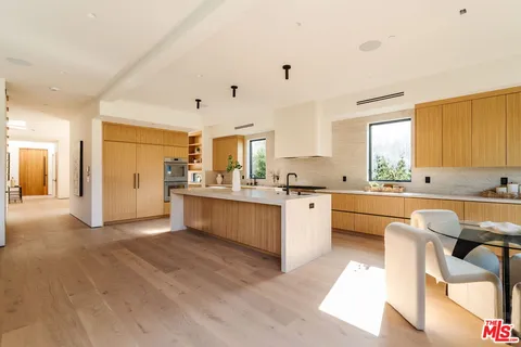 $4,195,000 | 1611 South Bedford Street, Los Angeles, CA 90035