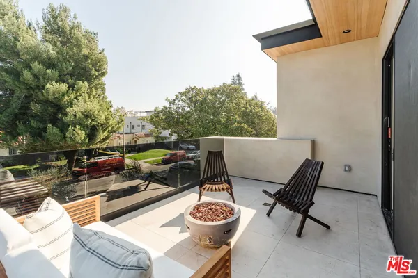 $4,195,000 | 1611 South Bedford Street, Los Angeles, CA 90035