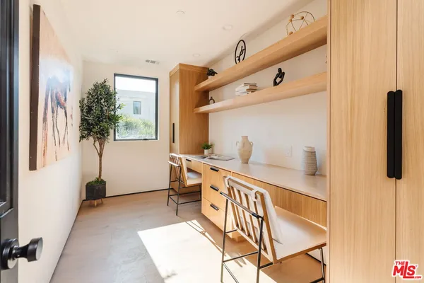 $4,195,000 | 1611 South Bedford Street, Los Angeles, CA 90035
