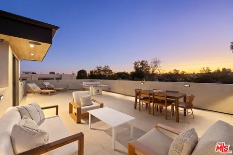 $4,195,000 | 1611 South Bedford Street, Los Angeles, CA 90035