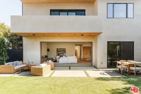 $4,195,000 | 1611 South Bedford Street, Los Angeles, CA 90035
